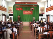 Huyện Ủy Tổ Chức Hội Nghị Cán Bộ Chủ Chốt