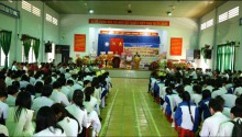 Trường THPT Nguyễn Bỉnh Khiêm, xã Đăk Đrông: Tổ chức lễ đón Bằng công nhận trường chuẩn Quốc gia
