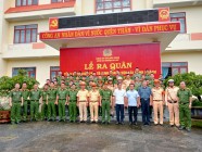 Ghi nhận Lễ ra quân đợt Tổng kiểm soát xe ô tô kinh doanh vận tải, hành khách và xe ô tô vận tải hàng hóa bằng Container ở huyện Cư Jut