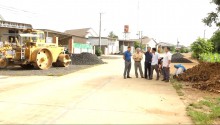 Gương sáng hiến đất, làm đường giao thông