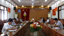 UBND huyện Cư Jút - Tổ chức hội nghị triển khai công tác rà soát hộ nghèo, hộ cận nghèo năm 2023