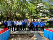 Huyện Đoàn CưJut bàn giao công trình “Khu vui chơi cho thiếu nhi” tại  thôn Trung Tâm xã Nam Dong