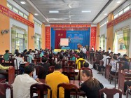 Phối hợp tuyên truyền biển, đảo tại xã Đăk Wil