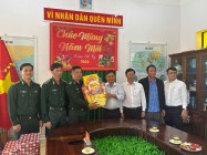 Lãnh đạo  huyện Cư Jút thăm, chúc tết Đồn biên phòng Đắk Ken