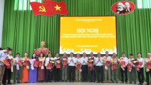 Hội nghị công bố Nghị quyết quyết định về sắp xếp tổ chức bộ máy các phòng chuyên môn thuộc UBND huyện và công tác cán bộ