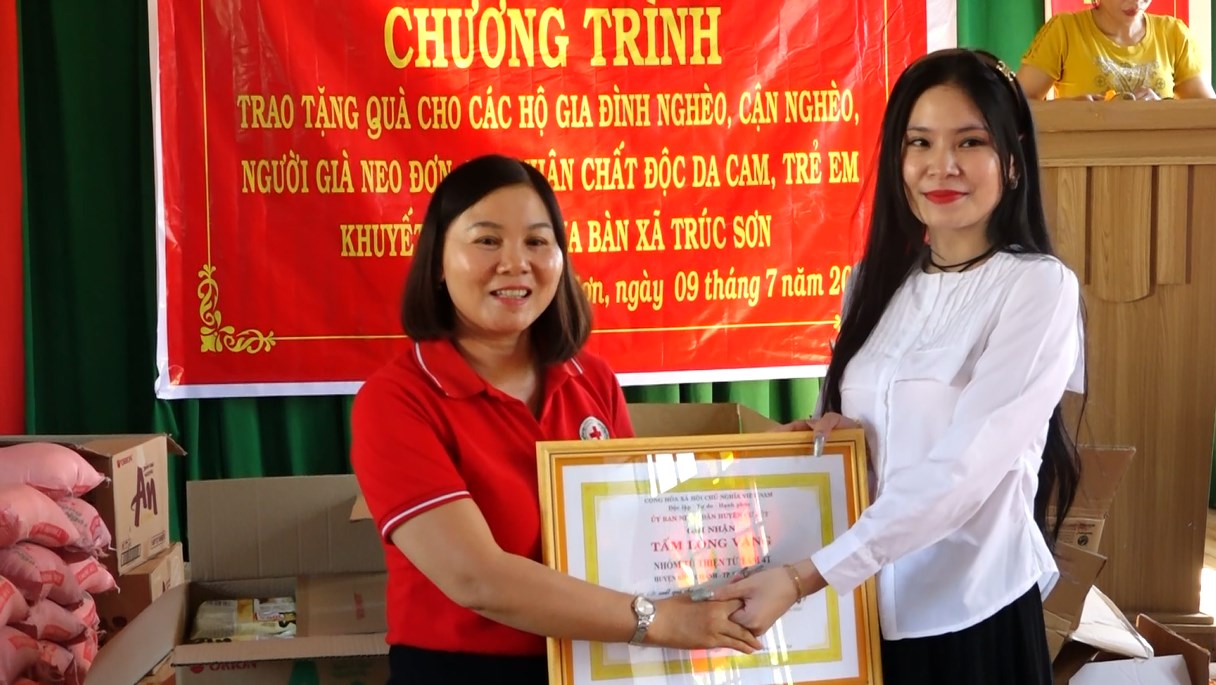 tang qua 2