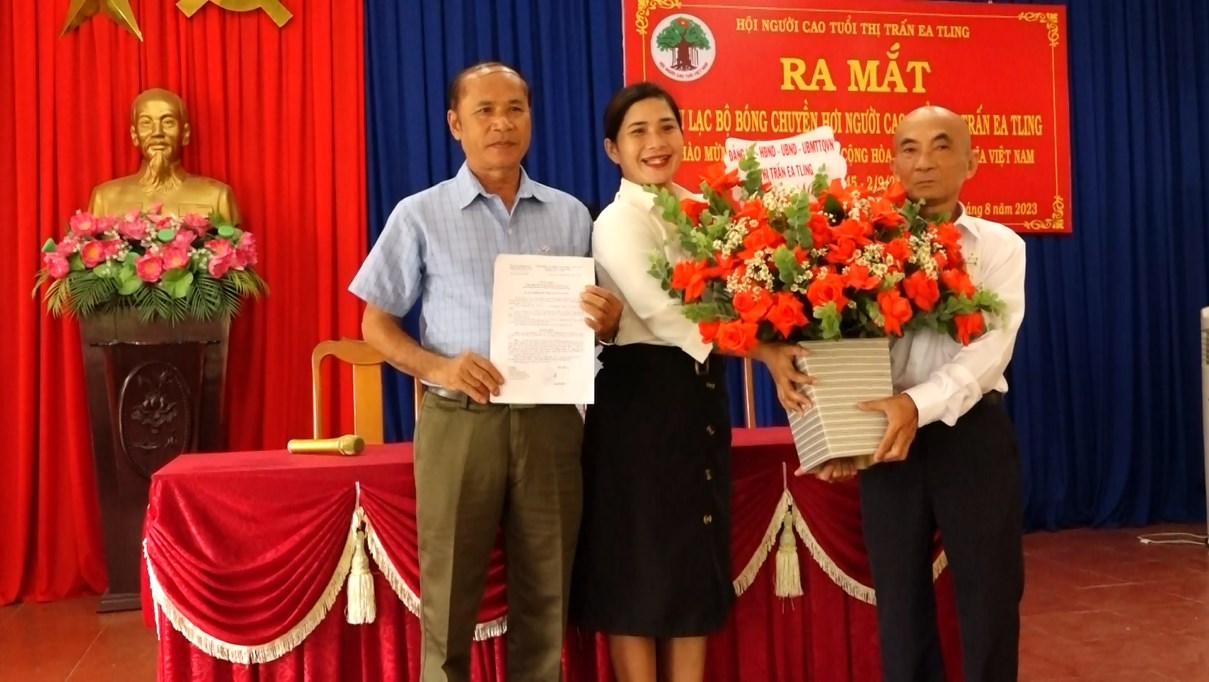 bong chuyen hoi 2