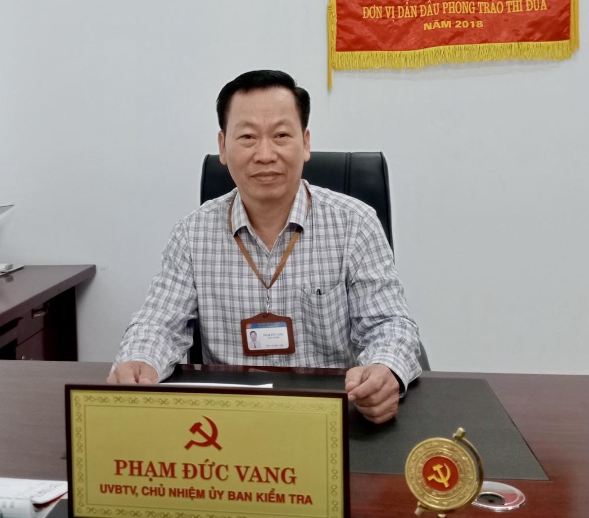 uy ban kiem tra 3