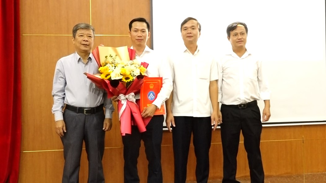 trao quyet dinh 2