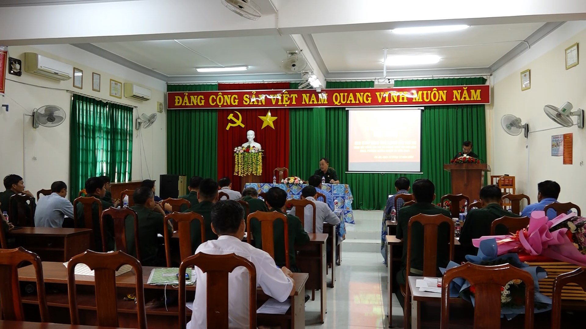 hoi ccb tong ket 2023 mp4 snapshot 00 01 2023 12 22 14 33 37