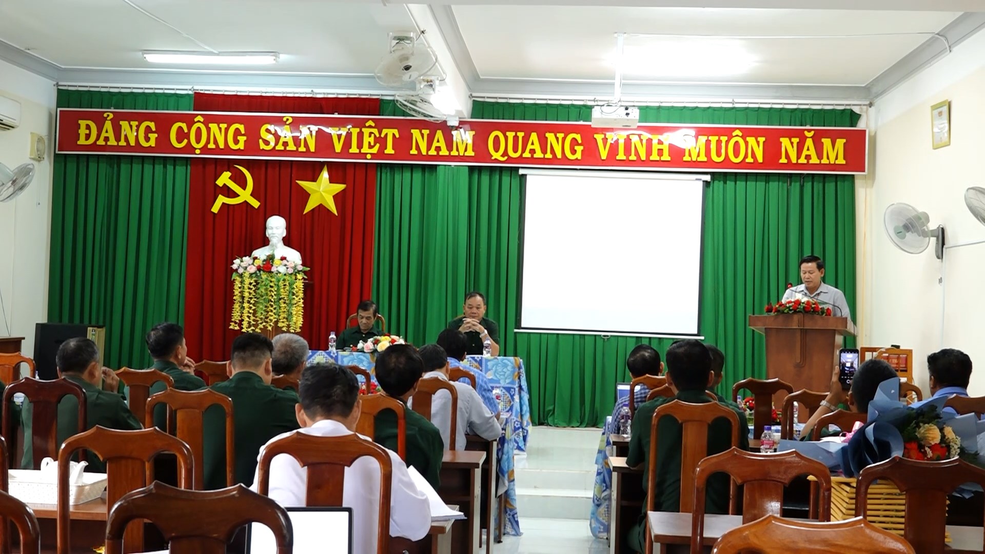 hoi ccb tong ket 2023 mp4 snapshot 02 12 2023 12 22 14 36 07