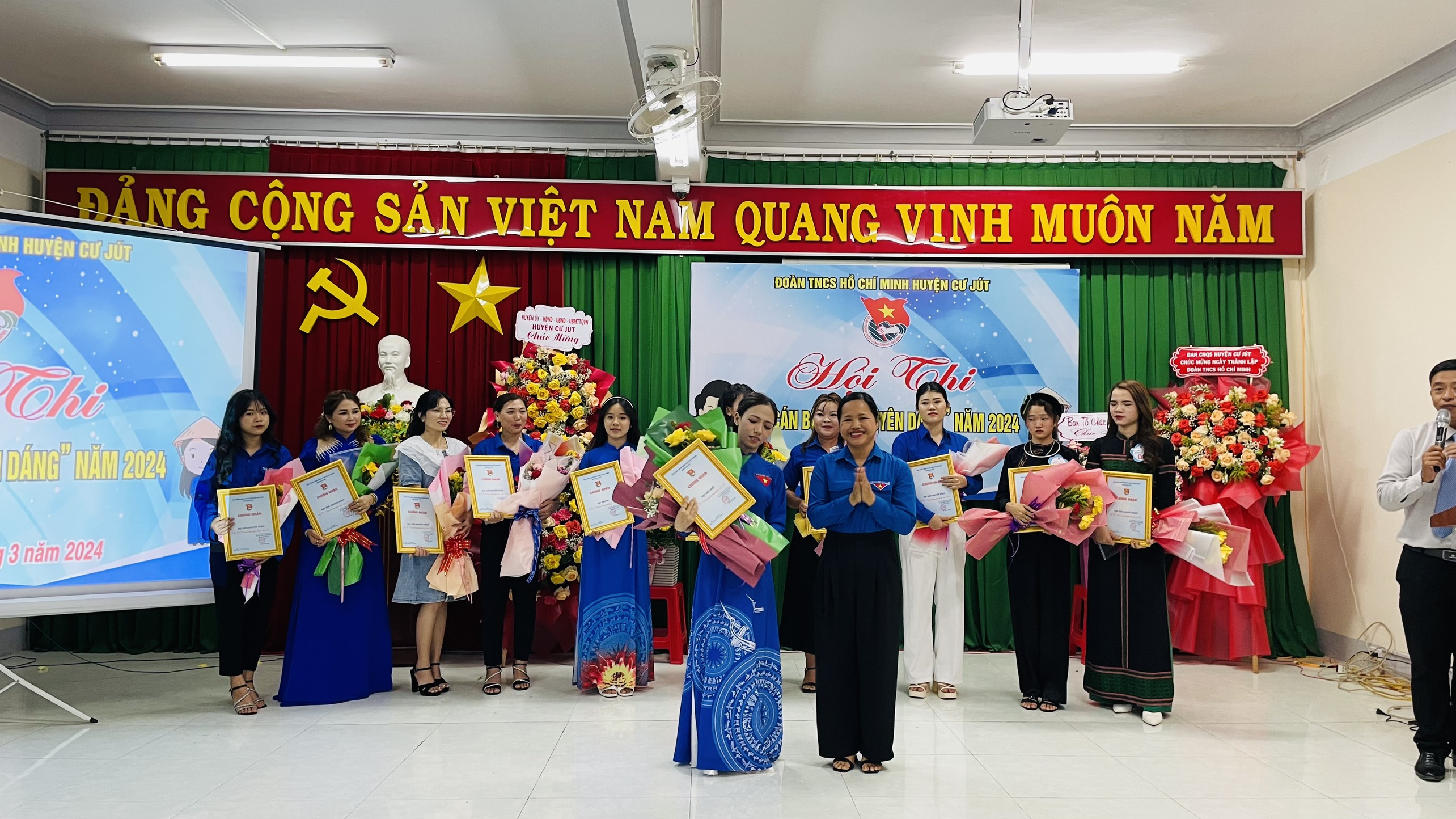 giai nhat hoi thi