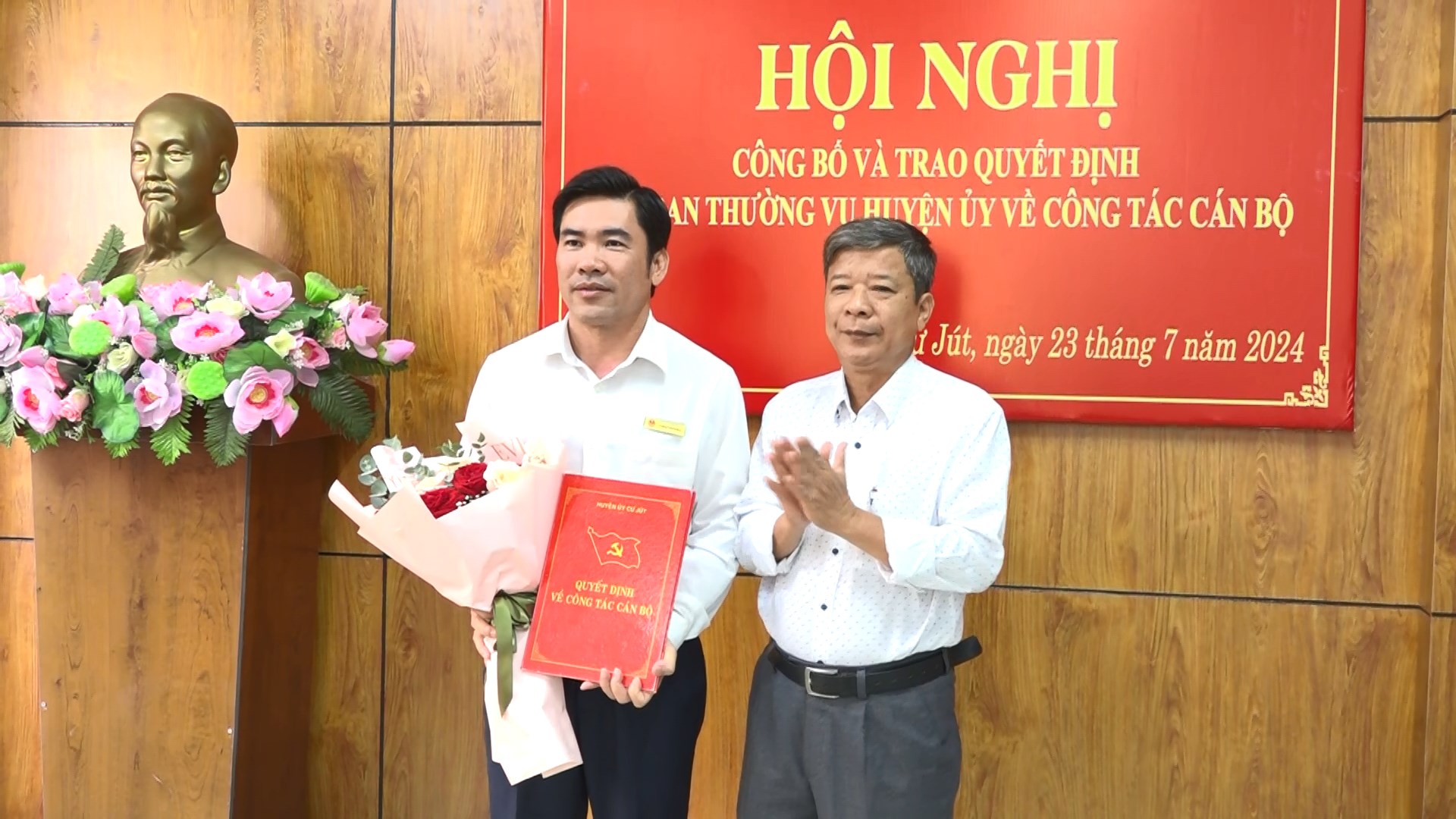 trao quyet dinh