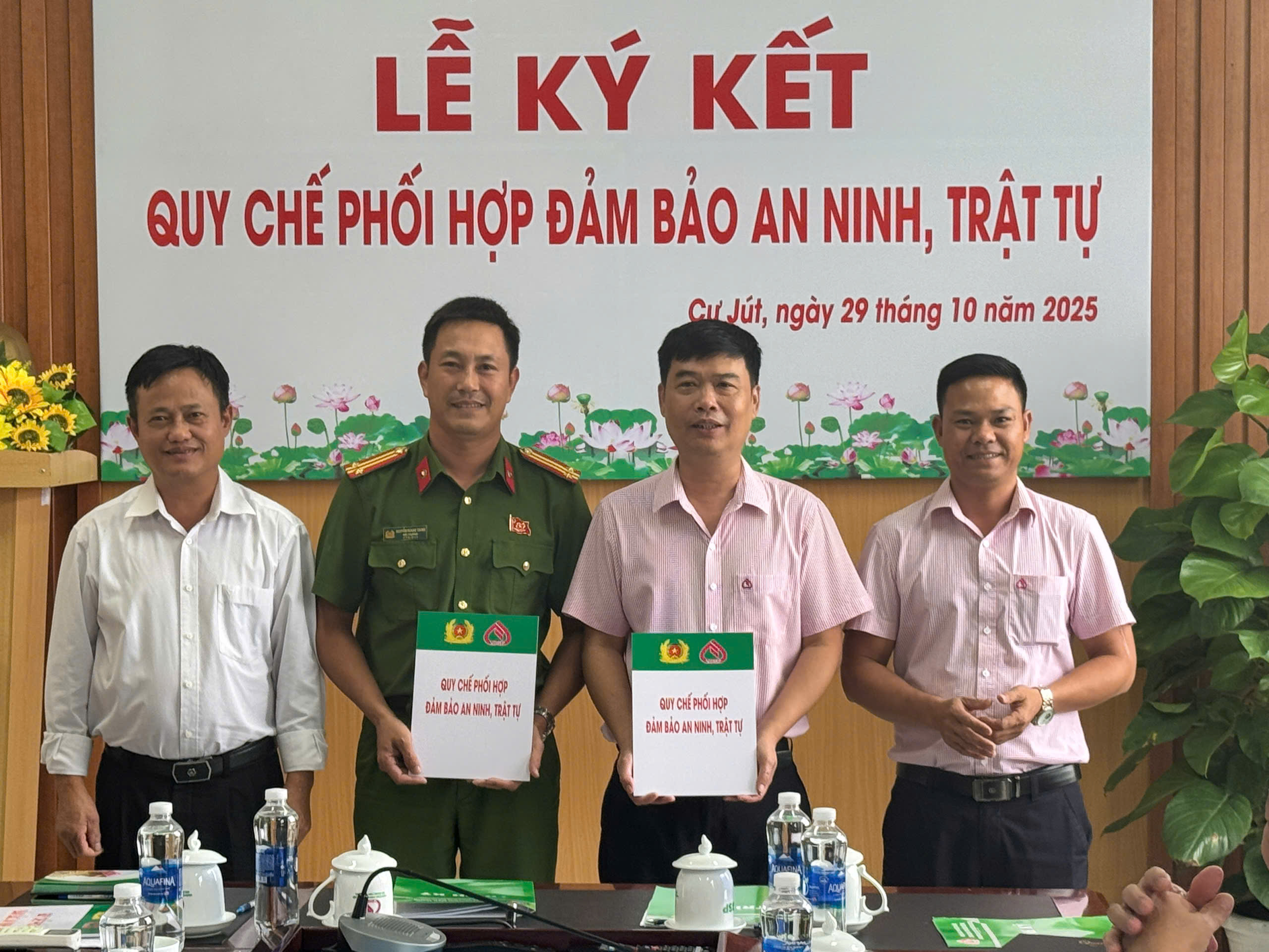 z7166722285812 b40f909b0e3f2c77417f32c3e67841d3