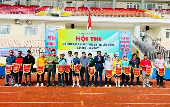 z7187182221146 f8f2f95ecbb9569eab642d12708054f3