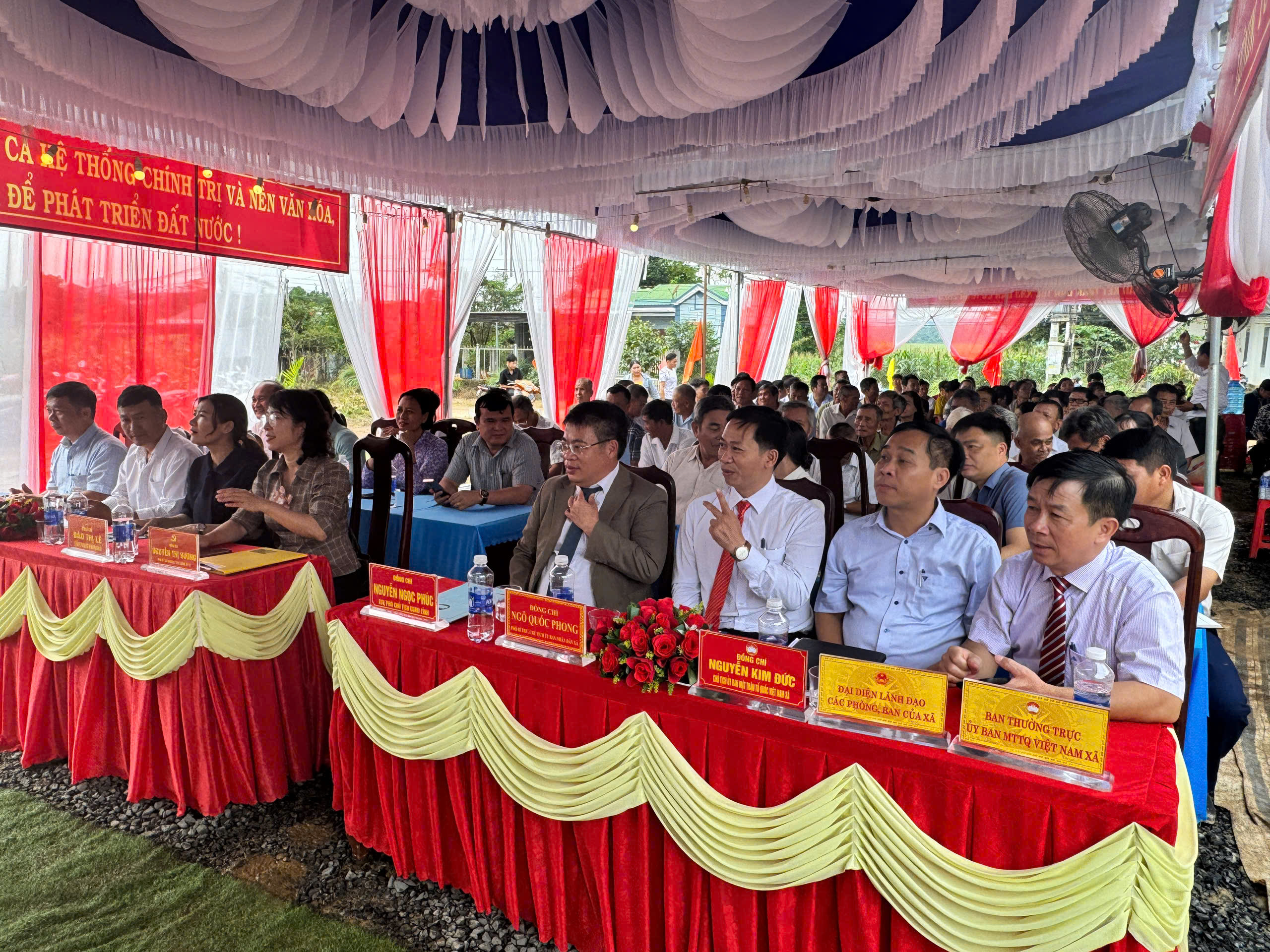 z7214641545704 7e80659968556ccb93ad2728285ad247